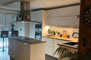 Moderne 3-Zimmer-Wohnung (BJ 2015) mit 2 Tiefgaragenstellplätzen, Aufzug und hochwertiger Ausstattun – Frankfurter Straße 33, 65779 Kelkheim (Taunus) – Vorschaubild 14