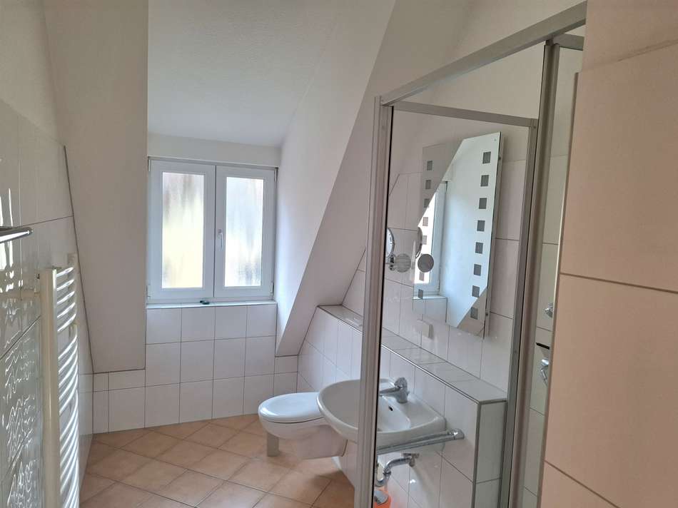Dusche/WC - DG 4-ZW