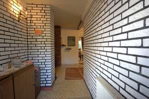 Altbau mit Charakter – großzügiges Einfamilienhaus mit Entwicklungspotenzial für Handwerker – Die vollständige Adresse der Immobilie erhältst du vom Anbieter., 25712 Buchholz – Vorschaubild 2