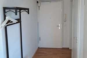 Wohnen mit Aussicht auf Zeit: Möblierte 2-Zimmer-Wohnung mit atemberaubendem Köln – Theodor-Heuss-Ring 1, 50668 Neustadt/Nord, Köln – Vorschaubild 5