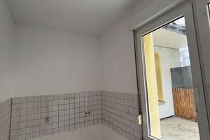 Große Einraumwohnung mit Küche und Balkon zu vermieten – Die vollständige Adresse der Immobilie erhältst du vom Anbieter., 45127 Stadtkern, Essen – Vorschaubild 3