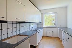 Großzügige Wohnung mit viel Licht und großem Balkon in ruhiger Lage – Die vollständige Adresse der Immobilie erhältst du vom Anbieter., 71032 Böblingen – Vorschaubild 4