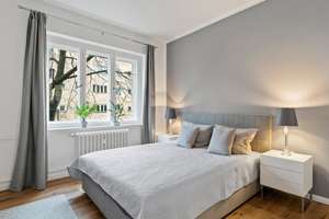 Provisionsfreie, sanierte und sofort bezugsfreie Altbauwohnung in Berlin-Steglitz