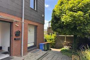 Provisionsfrei -Moderne Wohlfühl-Oase in ruhiger Lage - Einfamilien Endhaus  – Oberhausen – Vorschaubild 1