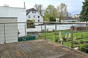 KR-Königshof: Diesen Sommer im eigenen Garten genießen, 2 Fam. Haus EG und 1. OG frei, DG vermietet! – Die vollständige Adresse der Immobilie erhältst du vom Anbieter., 47807 Fischeln, Krefeld – Vorschaubild 23