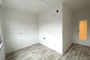 Charmante 4 Raum Wohnung mit Badewanne und Personenaufzug – Straße Usti nad Labem 15, 9119 Kappel, Chemnitz – Vorschaubild 7