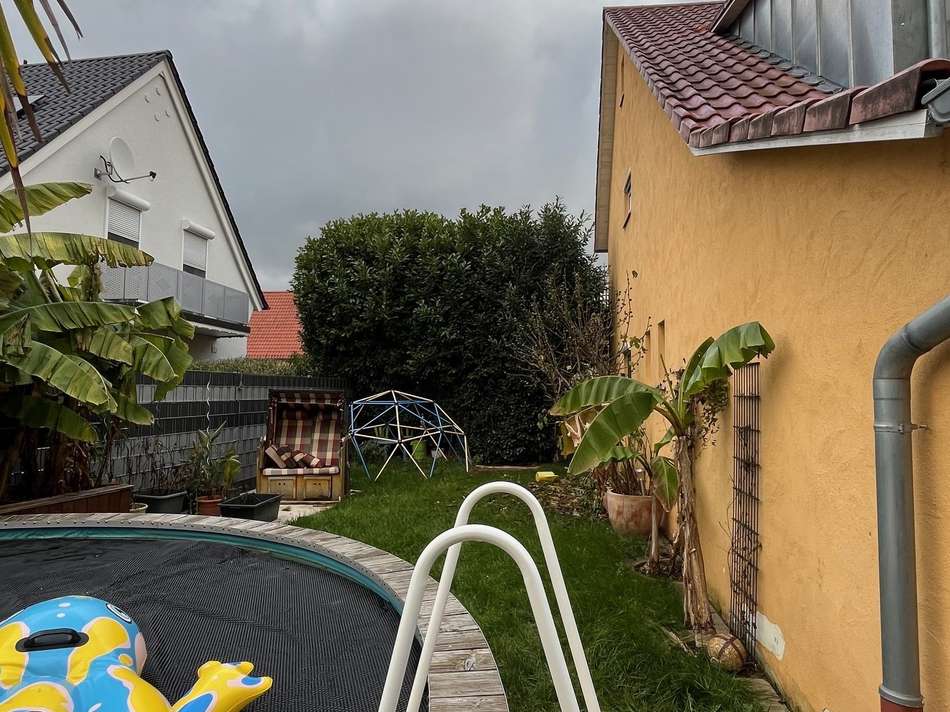 Garten Seitenansicht