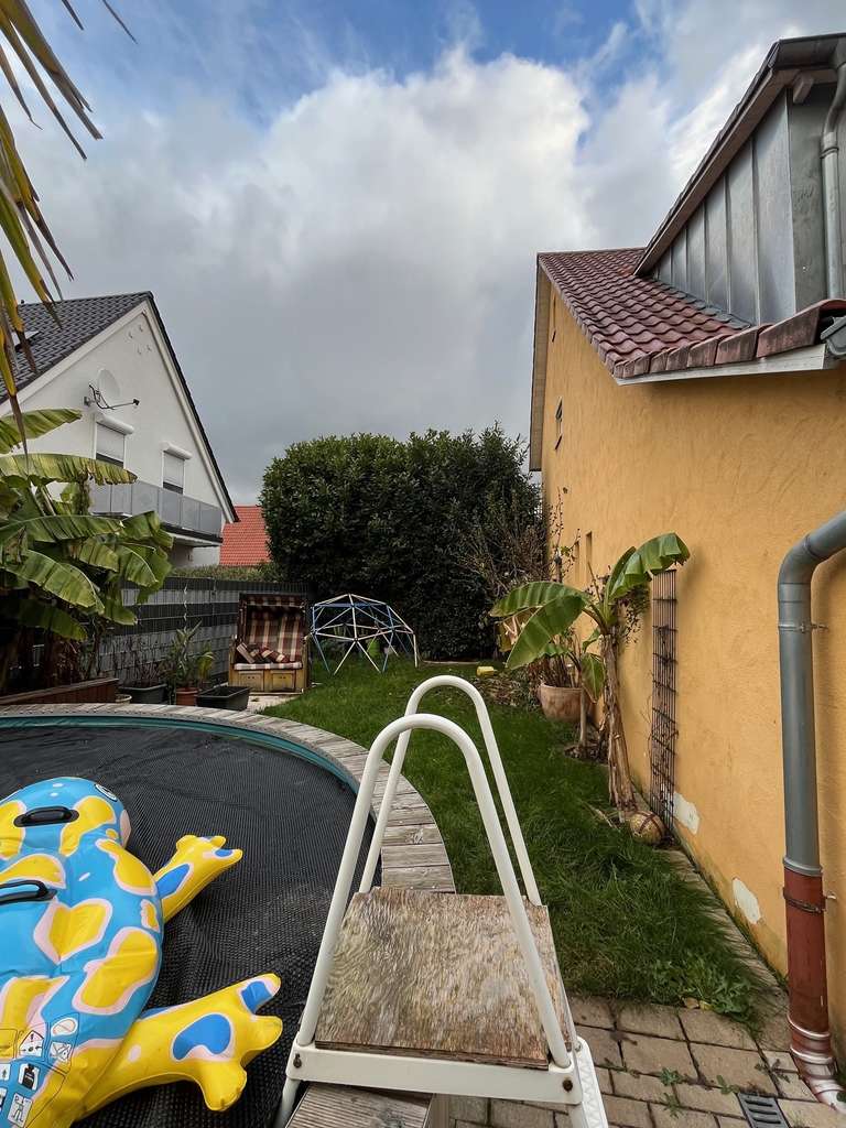 Immobilie in Offenbach an der Queich - Platz für Familie, Gäste oder Homeoffice – Haus mit separatem Apartment - Bild 3