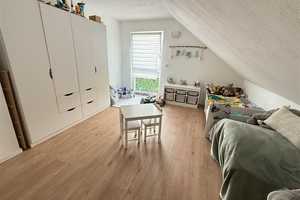 Modernes Einfamilienhaus in energieeffizienter Bauweise / Garten und Außenpool – Stadtverband Saarbrücken (Kreis) – Vorschaubild 19