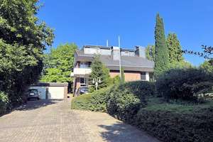 Traumhaftes Grundstück mit außergewöhnlichem Haus! Ehemalige Unternehmervilla mit Park in Wars – Die vollständige Adresse der Immobilie erhältst du vom Anbieter., 59581 Warstein – Vorschaubild 2