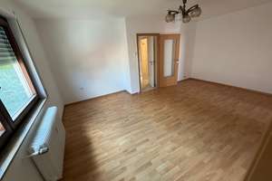 Schöne, helle 3-Zimmer-Wohnung – Plochinger Str. 68/3, 73730 Oberesslingen, Esslingen am Neckar – Vorschaubild 1