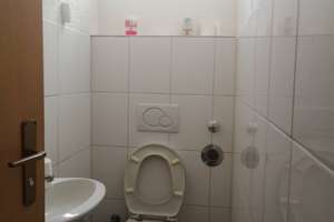Helle 3,5-Zimmer Erdgeschosswohnung mit Terrasse in Zuffenhausen – Elsässerstr. 18, 70435 Zuffenhausen-Hohenstein, Stuttgart – Vorschaubild 12
