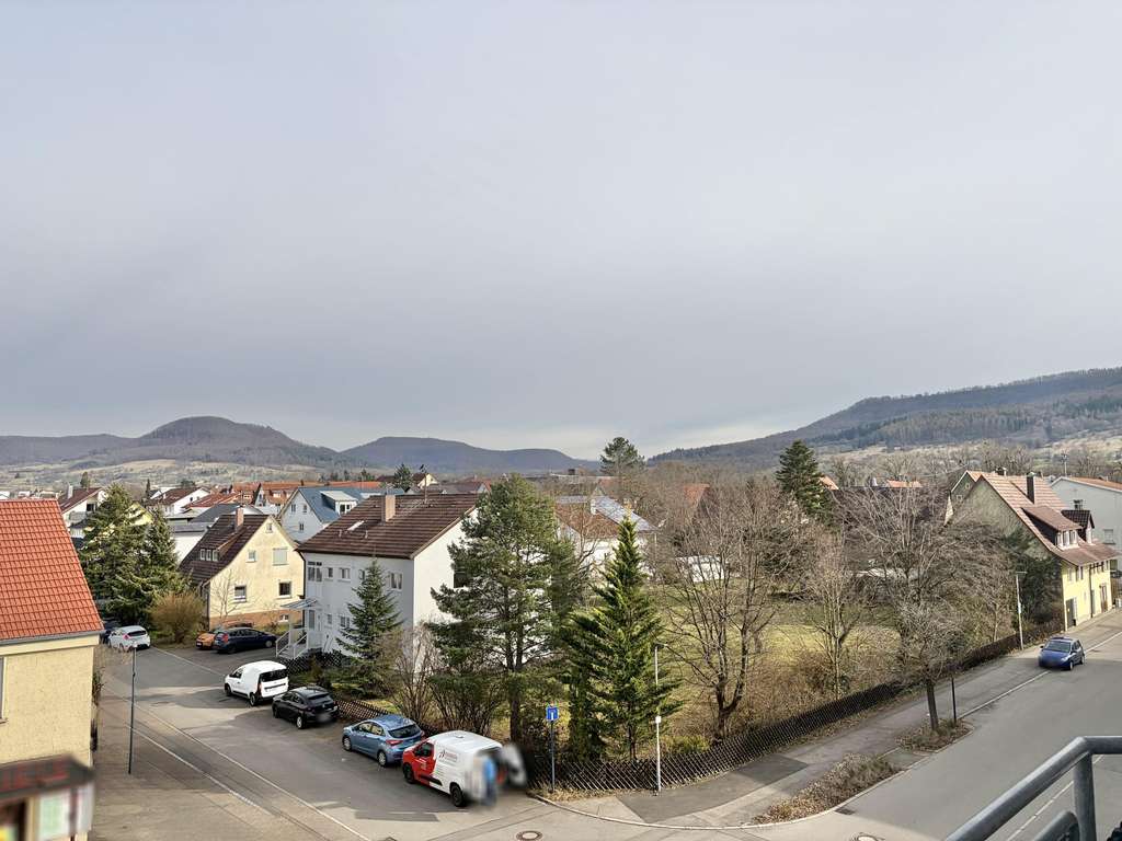 Immobilie in Mössingen - 2-Zimmer Wohnung mit Albblick  - Bild 2