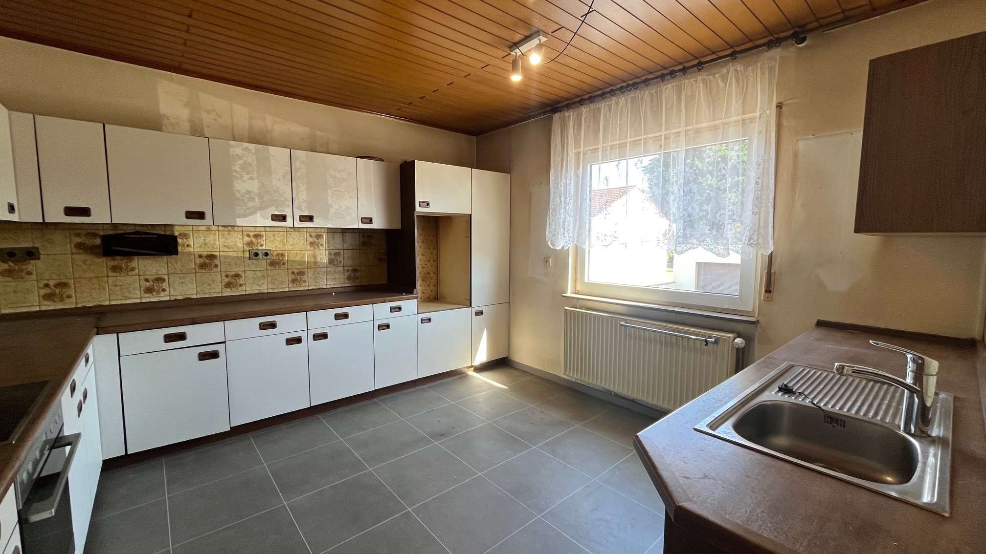 Immobilie in Hamm am Rhein - Charmantes Einfamilienhaus mit Potenzial - Bild 4