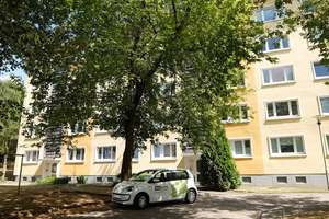 +++  Wohlfühlwohnung mit Balkon wartet auf Euch  +++ – Yorckstraße 32a, 9130 Yorckgebiet, Chemnitz – Vorschaubild 1