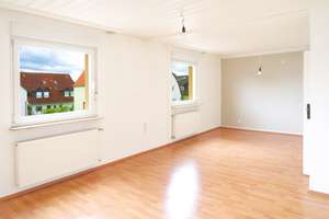 Helle und modernisierte 4-Zimmer-Maisonette-Eigentumswohnung im Zweifamilienhaus in Da.-Wixhausen – Die vollständige Adresse der Immobilie erhältst du vom Anbieter., 64291 Wixhausen, Darmstadt – Vorschaubild 2