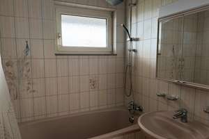 Attraktive 3-Zimmer Wohnung mit Balkon und TG Stellplatz in gepflegter Wohnanlage!  – Die vollständige Adresse der Immobilie erhältst du vom Anbieter., 70565 Fasanenhof, Stuttgart – Vorschaubild 8