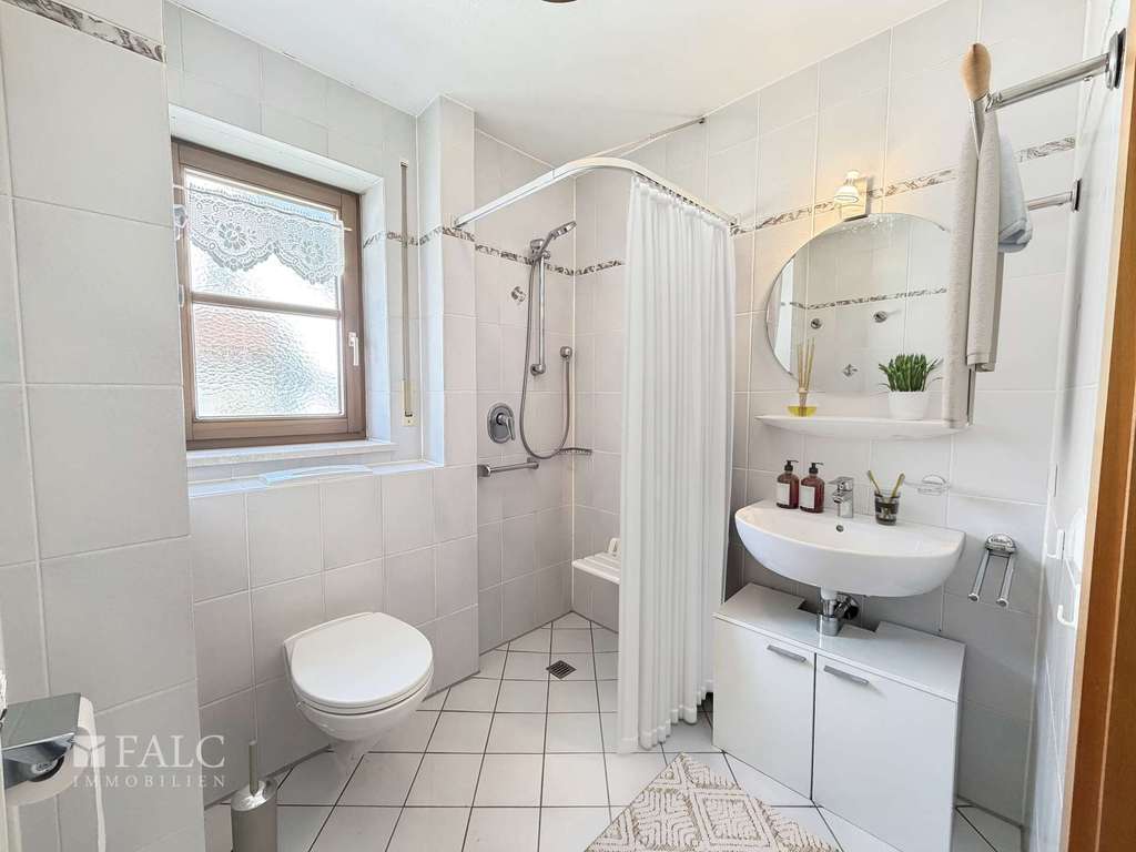 Immobilie in Dasing - Barrierefreie Seniorenwohnung in ruhiger Gemeinschaft - Bild 3