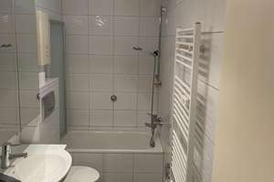 Altbaucharme - 2  Zimmer in zentraler Lage von Düsseldorf – Kirchfeldstraße 101, 40215 Friedrichstadt, Düsseldorf – Vorschaubild 5