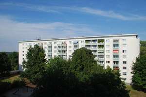 Große 2-Raum-Wohnung mit Balkon nahe Stadtpark – Stollberger Str. 41, 9119 Kapellenberg, Chemnitz – Vorschaubild 2