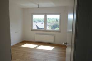 Attraktive 3-Zimmer-Wohnung mit großem Sonnenbalkon und schönem Ausblick – Die vollständige Adresse der Immobilie erhältst du vom Anbieter., 70619 Sillenbuch (Ortsteil), Stuttgart – Vorschaubild 8