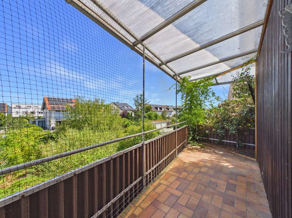 24 Balkon (Wohnung 1.OG)