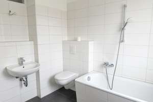 Selbstnutzer aufgepasst - Helle Leerwohnung nahe Olympiastadium – Angerburger Allee 19, 14055 Westend, Berlin – Vorschaubild 4