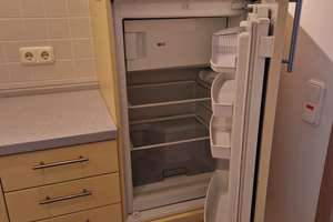 Sonnige, gepflegte 2-Zimmer-Wohnung mit Balkon und Einbauküche in Kirchheim b.München – Am Sportpark 3, 85551 Kirchheim bei München – Vorschaubild 11