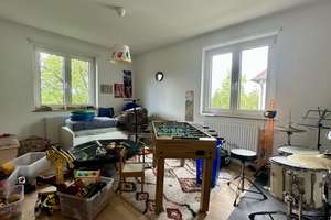 Idyllisches Zweifamilienhaus mit großzügigem Grundstück – Die vollständige Adresse der Immobilie erhältst du vom Anbieter., 70563 Österfeld, Stuttgart – Vorschaubild 17