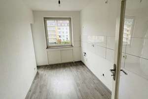 Renovierte 2 Zimmer am Loh mit Balkon! – Friedrich-Engels-Allee 296, 42285 Barmen, Wuppertal – Vorschaubild 6