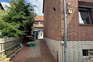 Einfamilienhaus mit Vorbau & 2 Einliegerwohnung- Gronau – Die vollständige Adresse der Immobilie erhältst du vom Anbieter., 31028 Brüggen – Vorschaubild 3