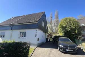 Charmante Doppelhaushälfte mit großem Garten in begehrter Lage...
 – Die vollständige Adresse der Immobilie erhältst du vom Anbieter., 42279 Oberbarmen, Wuppertal – Vorschaubild 3