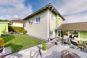 Gepflegtes Einfamilienhaus mit Garage, Carport & toll angelegtem Garten – Passau/Rittsteig – Die vollständige Adresse der Immobilie erhältst du vom Anbieter., 94036 Rittsteig, Passau – Vorschaubild 4