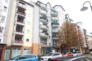 Dreizimmerwohnung mit Balkon und Lift