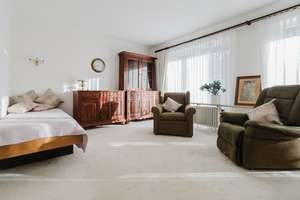 Property thumbnail 12