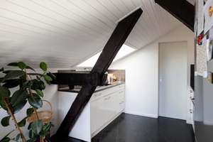 Ruhig gelegene Wohnung in Bonn Zentrum mit Dachterrasse und Kamin – Thomas-Mann-Straße 44a, 53111 Bonn-Zentrum, Bonn – Vorschaubild 9