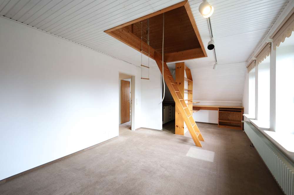 Immobilie in Wolmersdorf - Exklusives Architektenhaus mit parkähnlichem Grundstück und Weitblick in Wolmersdorf - Bild 4