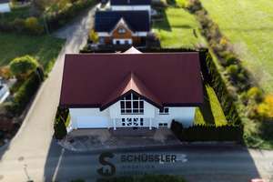 Einzigartiges Einfamilienhaus in Traumlage in Weilheim/Teck mit Schwimmbad, Sauna & Wintergarten – Die vollständige Adresse der Immobilie erhältst du vom Anbieter., 73235 Weilheim an der Teck – Vorschaubild 2