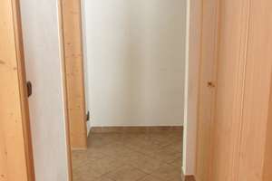 Schöne 3-Zi.-Whg. in Wohnstraße / M-Ramersdorf-Perlach – Die vollständige Adresse der Immobilie erhältst du vom Anbieter., 81737 Ramersdorf, München – Vorschaubild 3
