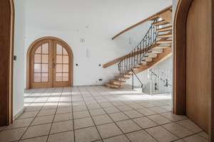 Giersberg: Helles, geräumiges, vielseitig gestaltbares Haus mit großer Loggia und traumhaftem Ausbli – Die vollständige Adresse der Immobilie erhältst du vom Anbieter., 57076 Weidenau, Siegen – Vorschaubild 3