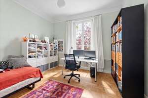 IMPOSANTES STADTHAUS + UNTERIRDISCHE POOLHALLE- 300 qm Südgrundstück- dicht Lietzensee – Die vollständige Adresse der Immobilie erhältst du vom Anbieter., 14057 Westend, Berlin – Vorschaubild 9