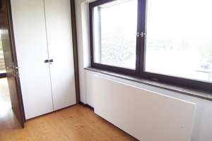 Bauhaus-Villa mit Weitblick, Einbauküche ab sofort, Sauna – Frankenstr 38, 97078 Lindleinsmühle, Würzburg – Vorschaubild 15