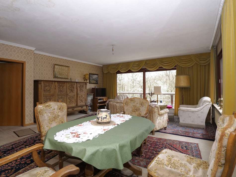 EG Wohn Essbereich mit Balkon