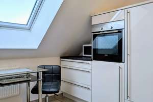 Modernisierte Wohnung "Dachgold" in Meiderich – Die vollständige Adresse der Immobilie erhältst du vom Anbieter., 47137 Mittelmeiderich, Duisburg – Vorschaubild 8
