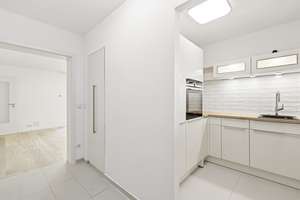 Zentral & kernsaniert: Helle 2,5 Zimmer Wohnung mit Tiefgaragenstellplatz nahe Pasing – Die vollständige Adresse der Immobilie erhältst du vom Anbieter., 81241 Pasing, München – Vorschaubild 14