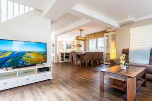 Großzügiges EFH nahe Frankfurt | 10 Zimmer, Garten, Kamin, ideal für Familien & Expats – Die vollständige Adresse der Immobilie erhältst du vom Anbieter., 65719 Hofheim am Taunus – Vorschaubild 5