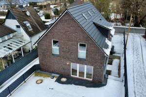 ...für die ganze Familie - höchste Effizienz und Luxus pur – Beim Farenland 23, 22159 Farmsen-Berne, Hamburg – Vorschaubild 2