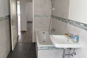 Stilvolle und helle 2-Zimmer-Wohnung mit Balkon in ruhiger Wohnlage von  Offenbach am Main – 63067 Messehalle, Offenbach am Main – Vorschaubild 8