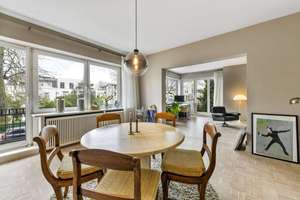 Ikonische Stadtvilla in Harvestehude - aufgeteilt & mit bezugsfreiem Penthouse – Die vollständige Adresse der Immobilie erhältst du vom Anbieter., 20149 Harvestehude, Hamburg – Vorschaubild 3