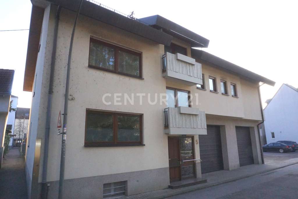 Immobilie in Wiesloch - 2-Fam. Haus in Innenstadtlage mit 2 XXL Garagen - Bild 3